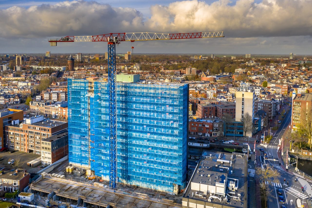 construction-crane-building-high-rise-apartment.jpg